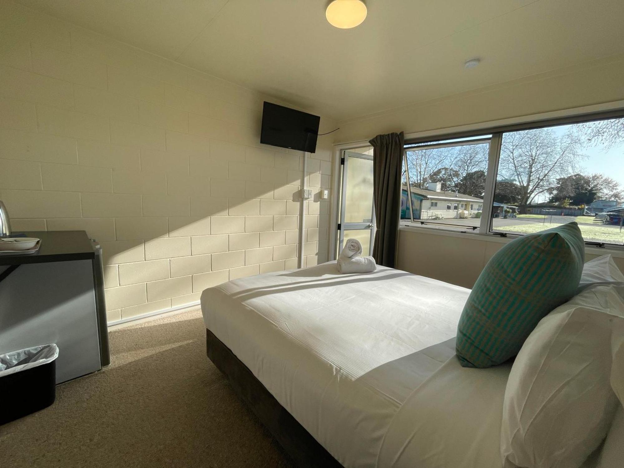 Cambridge Top 10 Holiday Park Exterior foto